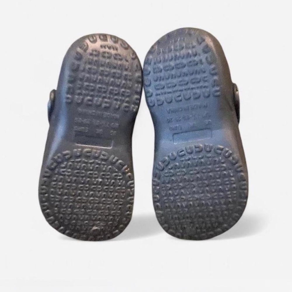 Clogs - Picture 3 of 4